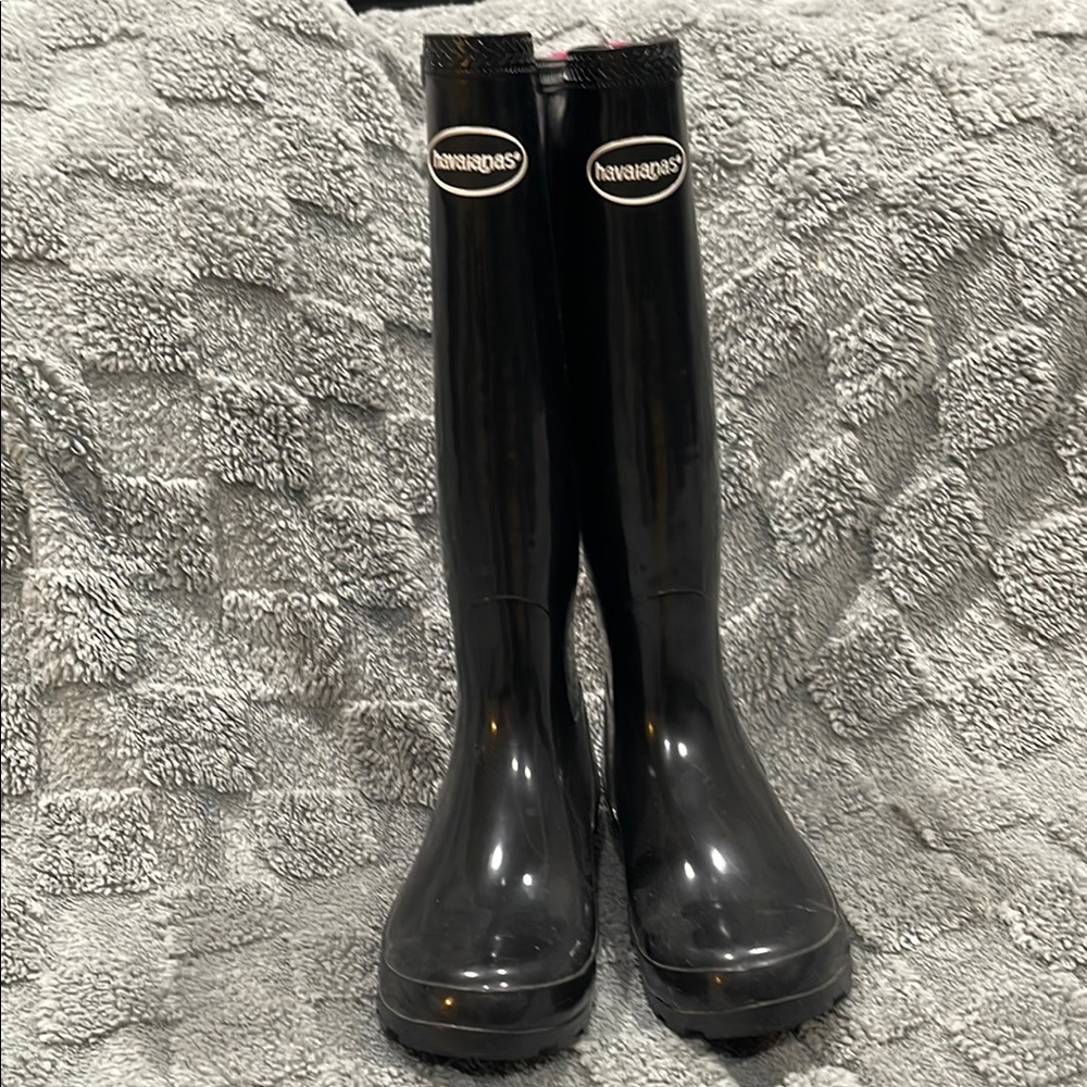 Havaianas Black Winter Rain Boots with Glossy Finish
